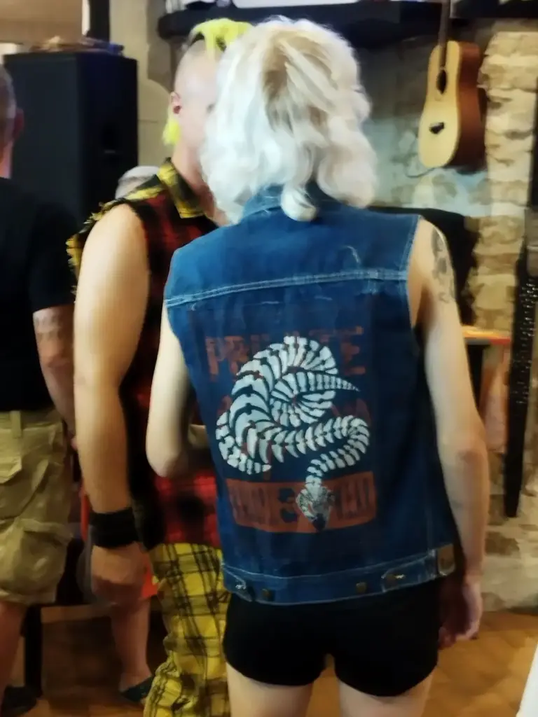 Veste en  jean vintage custom année 2000